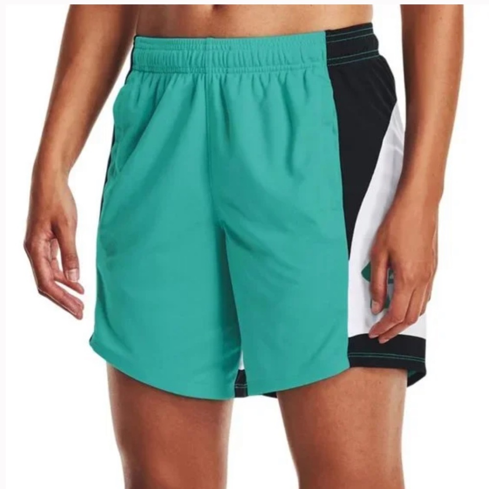 Under Armour Women's Baseline 6.' Basketball Shorts